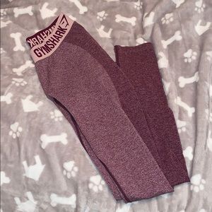 Gym shark leggings (pink)